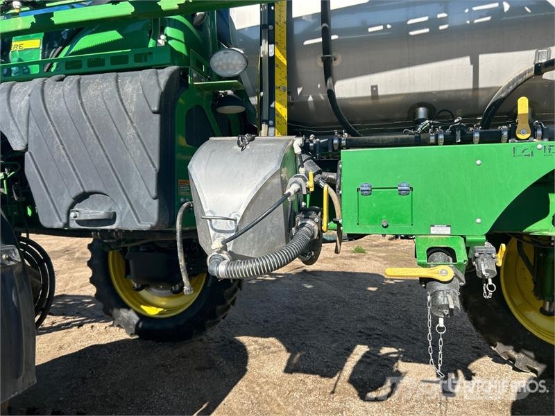 John Deere R4045 Önjáró trágyaszórók