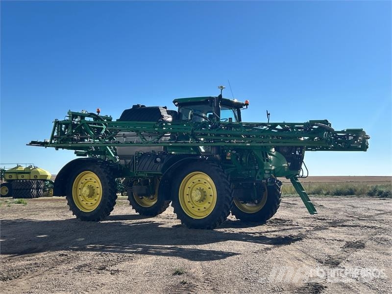 John Deere R4045 Önjáró trágyaszórók