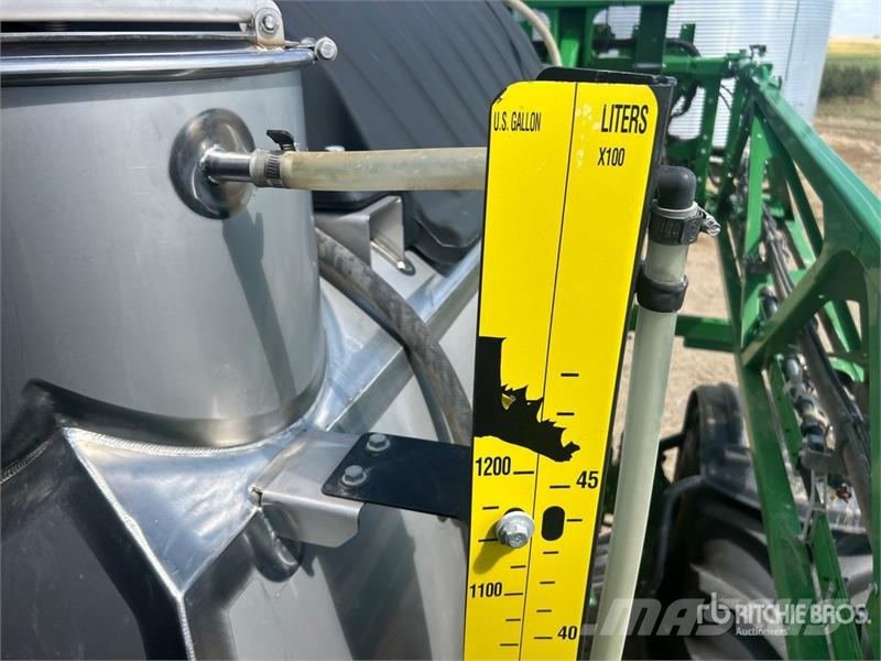 John Deere R4045 Önjáró trágyaszórók