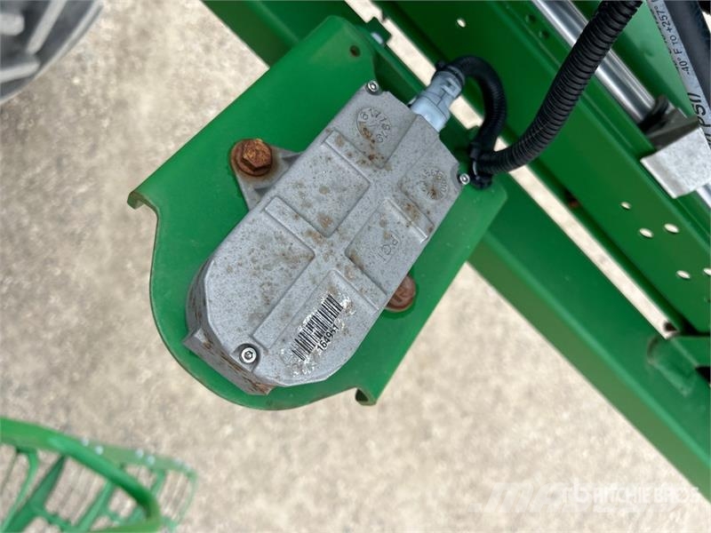 John Deere R4045 رشاشات ذاتية الحركة