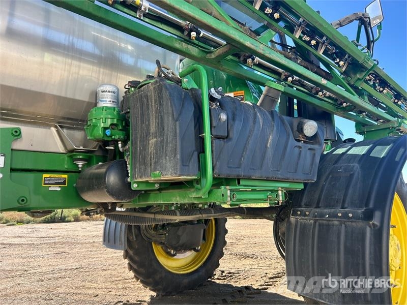 John Deere R4045 Önjáró trágyaszórók