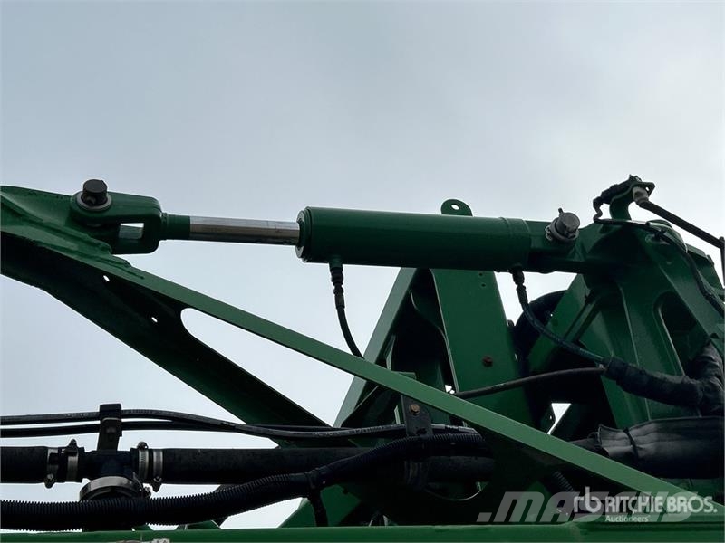 John Deere R4045 رشاشات ذاتية الحركة