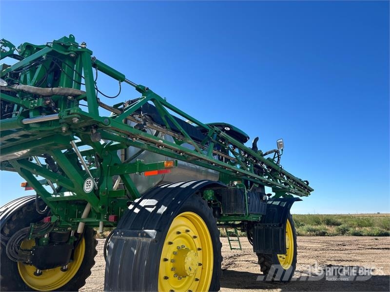 John Deere R4045 Önjáró trágyaszórók
