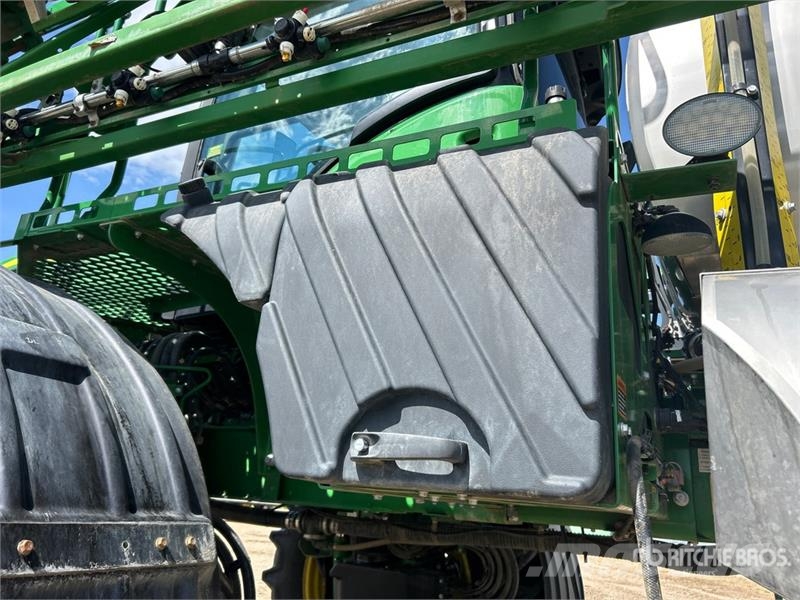 John Deere R4045 Önjáró trágyaszórók