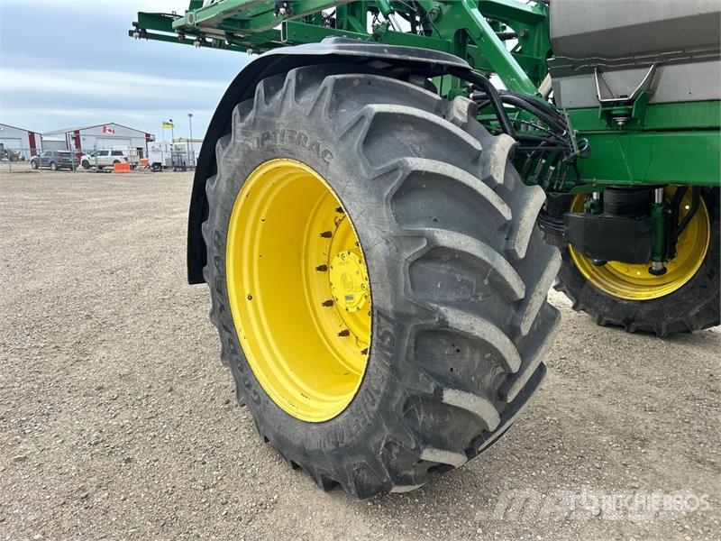 John Deere R4045 رشاشات ذاتية الحركة