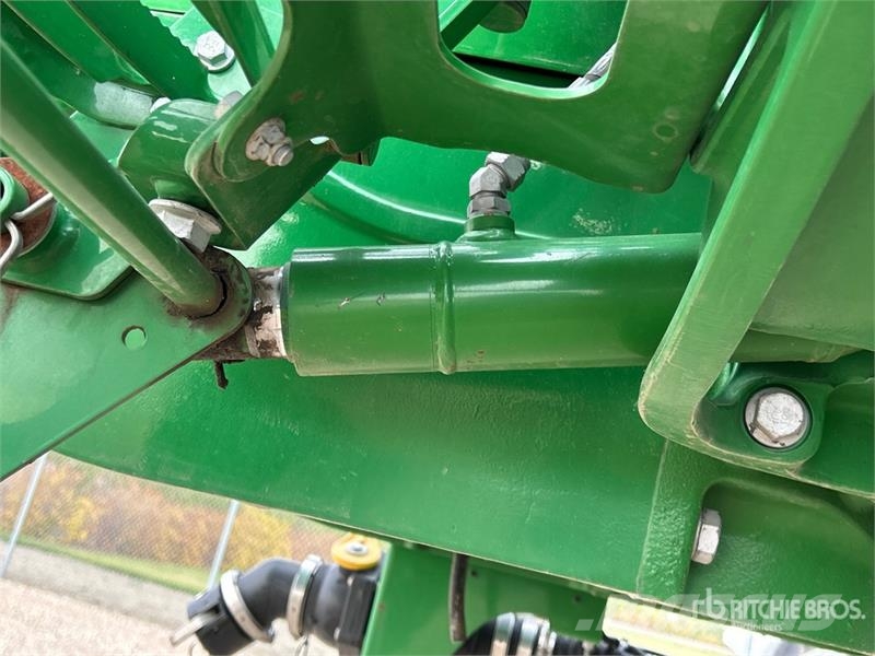 John Deere R4045 رشاشات ذاتية الحركة