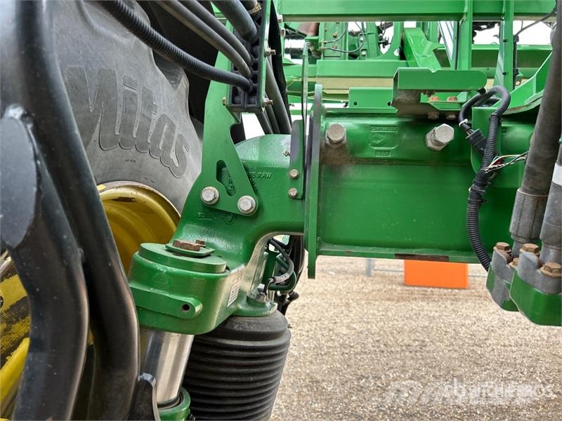 John Deere R4045 رشاشات ذاتية الحركة