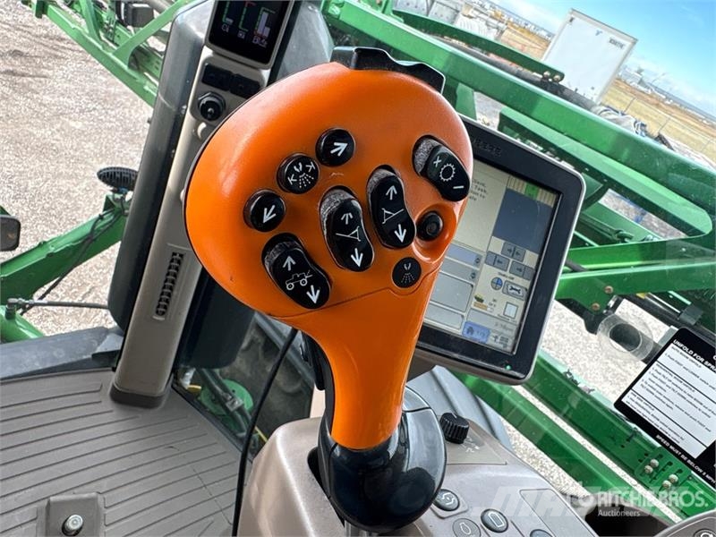 John Deere R4045 Samohodne škropilnice