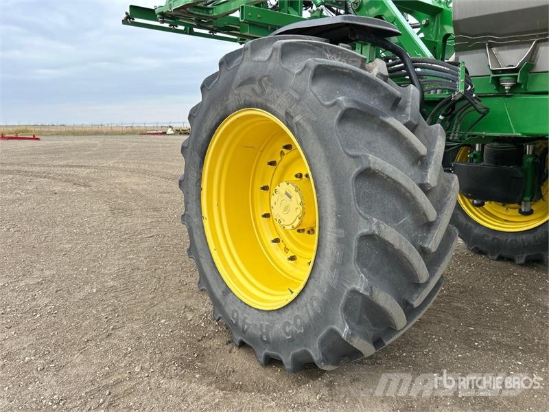 John Deere R4045 رشاشات ذاتية الحركة