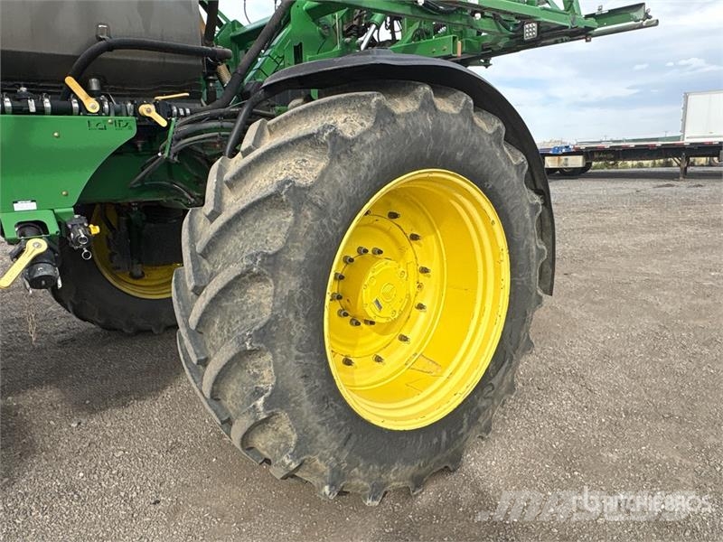 John Deere R4045 Samohodne škropilnice