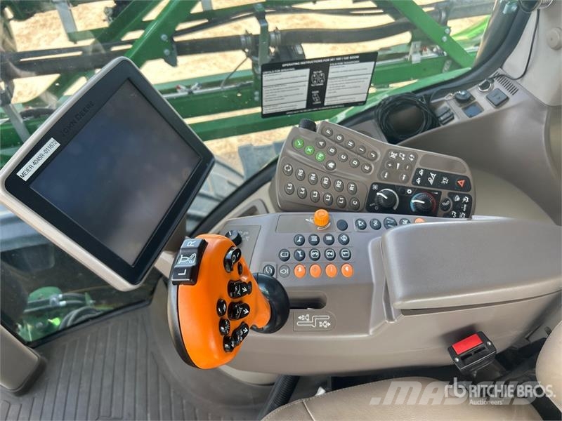 John Deere R4045 Önjáró trágyaszórók