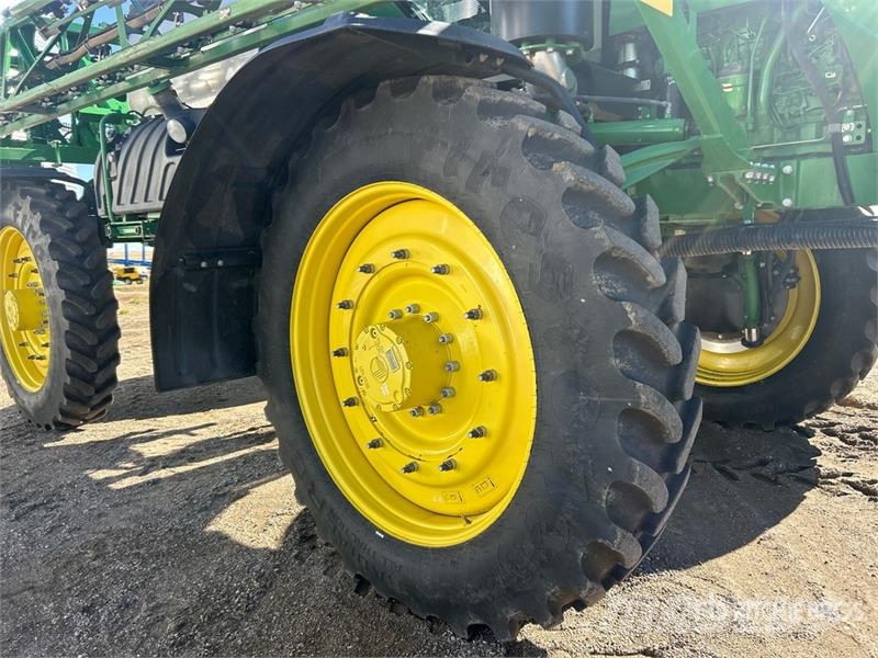 John Deere R4045 Önjáró trágyaszórók