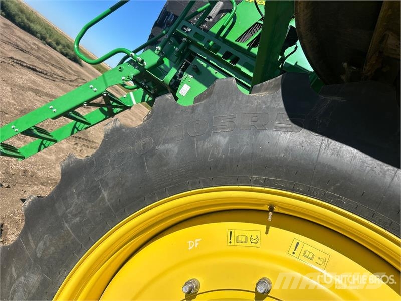 John Deere R4045 Önjáró trágyaszórók