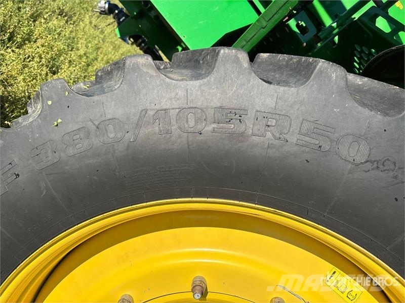 John Deere R4060 120 ft 4x4 High Clearance Self-Propelled Spr 自走式喷雾机