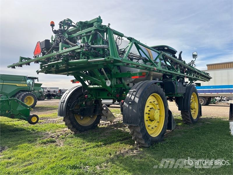 John Deere R4060 120 ft 4x4 High Clearance Self-Propelled Spr رشاشات ذاتية الحركة