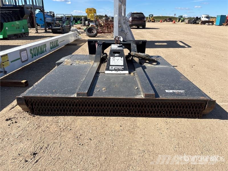 John Deere RC72L 72 in Skid Steer Mower (Inoperable) Niittokoneet