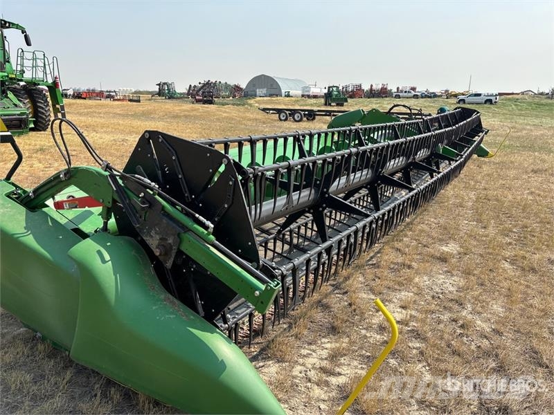 John Deere RD40F 40 ft Draper Hydra Flex Combine Header Skärbord