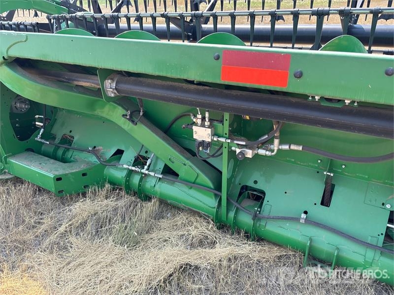 John Deere RD40F 40 ft Draper Hydra Flex Combine Header Skärbord