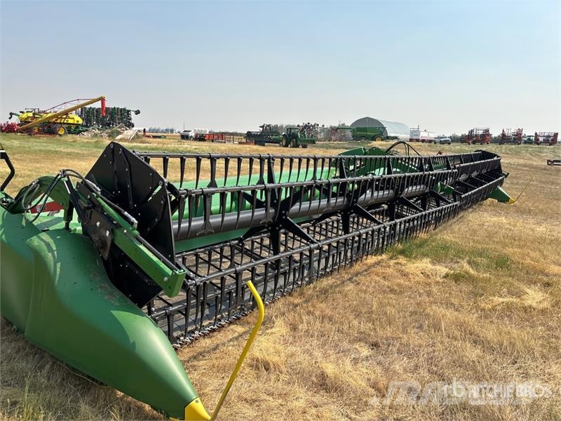 John Deere RD40F 40 ft Draper Hydra Flex Combine Header Skärbord