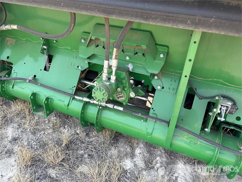 John Deere RD40F 40 ft Draper Hydra Flex Combine Header Skärbord