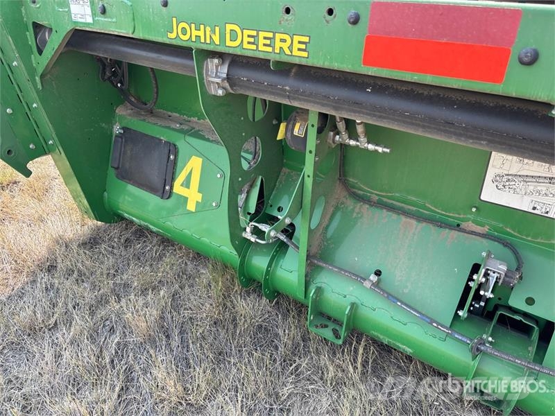 John Deere RD40F 40 ft Draper Hydra Flex Combine Header Skärbord