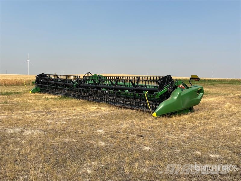John Deere RD40F 40 ft Draper Hydra Flex Combine Header Skärbord
