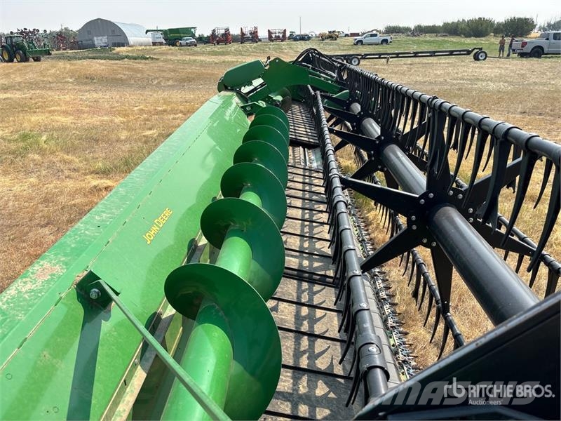 John Deere RD40F 40 ft Draper Hydra Flex Combine Header Skärbord
