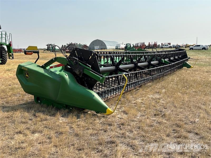John Deere RD40F 40 ft Draper Hydra Flex Combine Header Skärbord