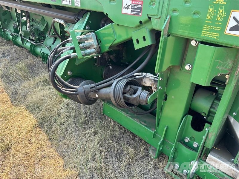 John Deere RD40F 40 ft Draper Hydra Flex Combine Header Skärbord