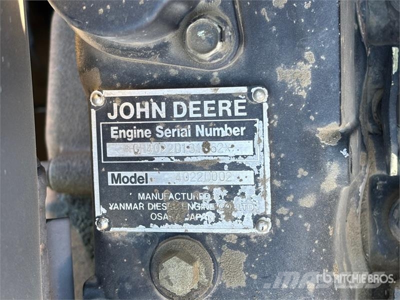 John Deere Ride-On Lawn Mower ركوب الحشائش