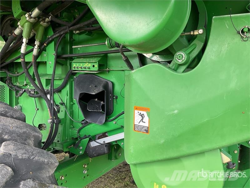 John Deere S670 Moissonneuse batteuse