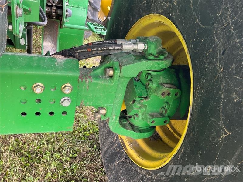 John Deere S670 Moissonneuse batteuse