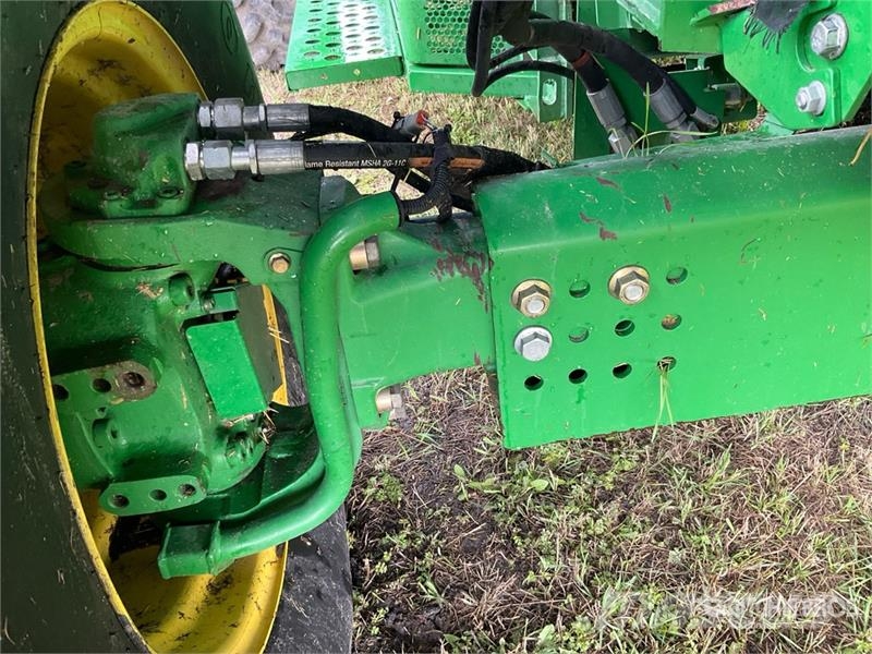 John Deere S670 Moissonneuse batteuse