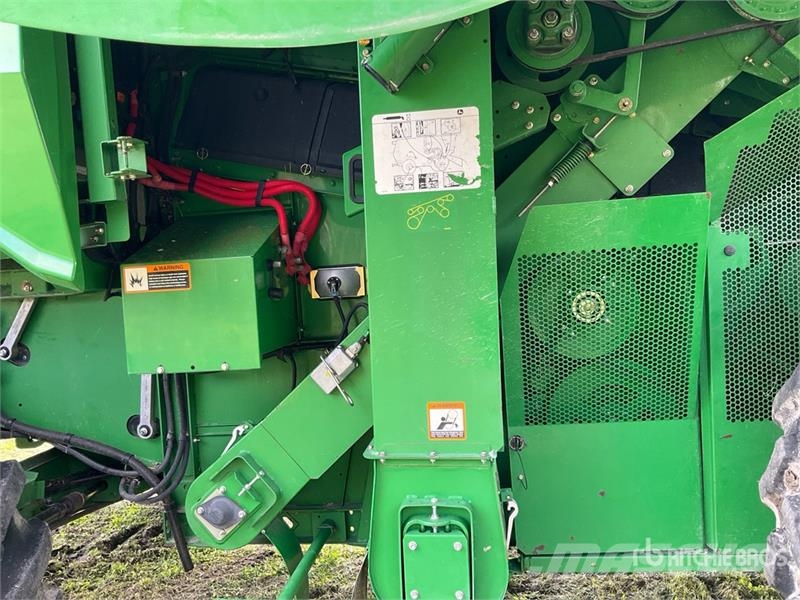 John Deere S670 Moissonneuse batteuse