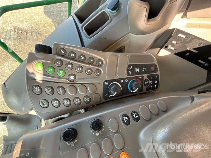 John Deere S670 Kombinované zberacie stroje