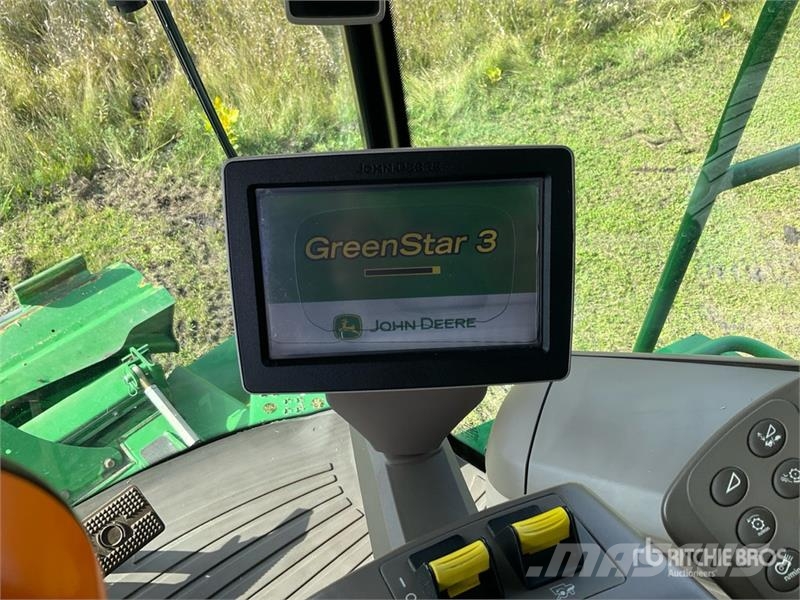 John Deere S670 Moissonneuse batteuse