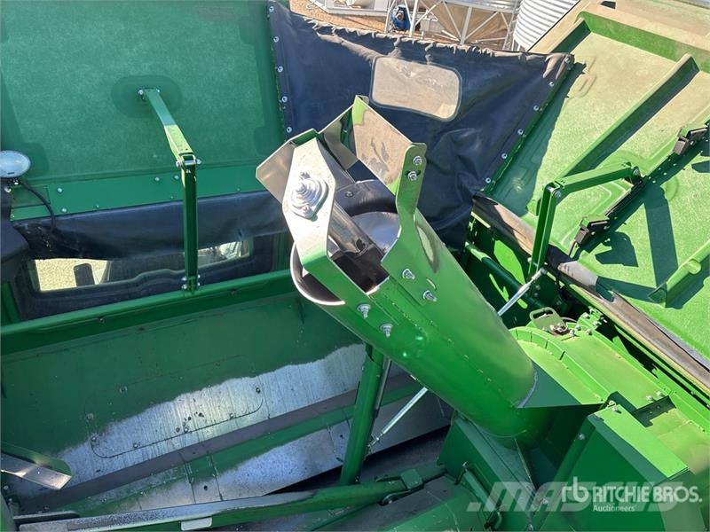 John Deere S680 Skurtreskere