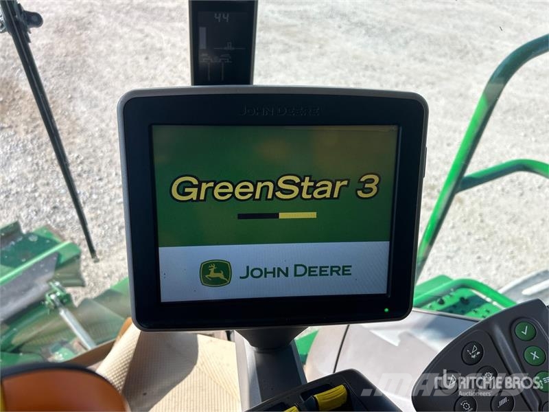 John Deere S680 Kombajni