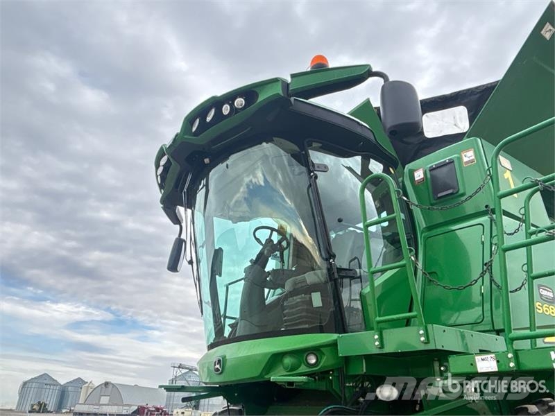 John Deere S680 Kombajni