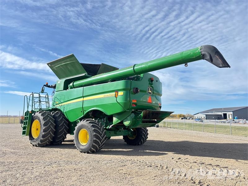 John Deere S680 Mejetærskere