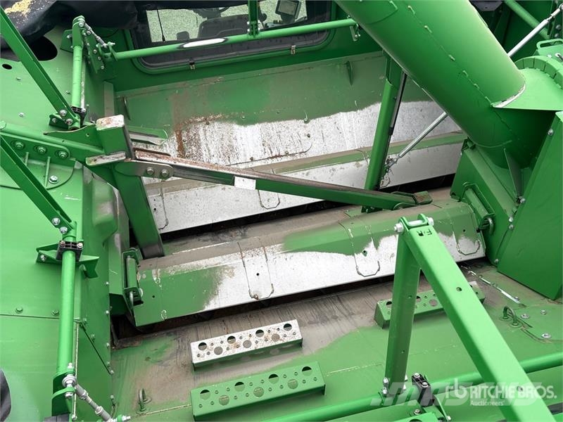John Deere S680 Kombajni