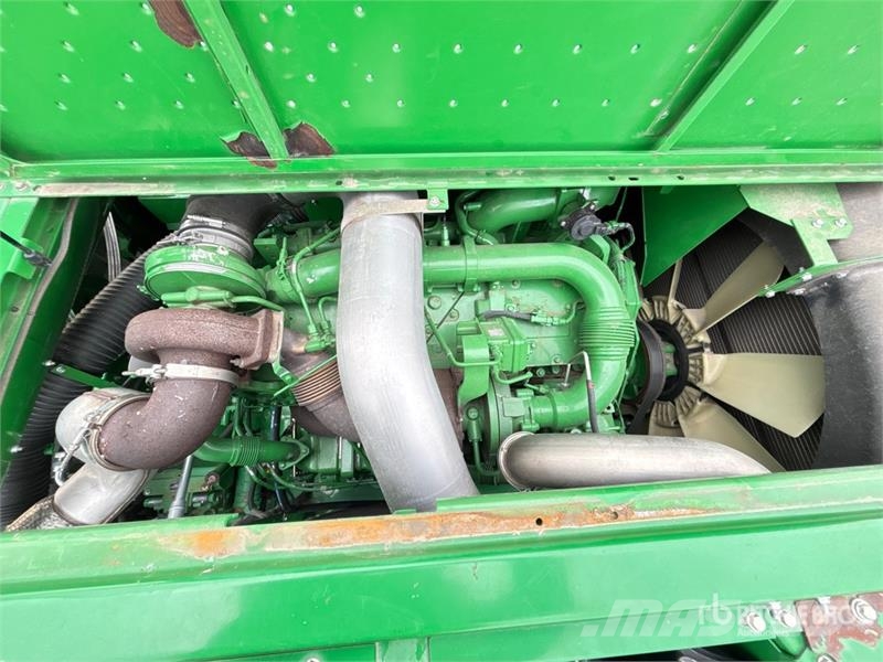 John Deere S680 Kombajni