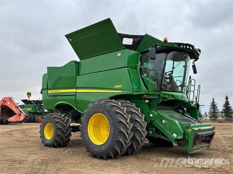John Deere S680 Mietitrebbiatrici