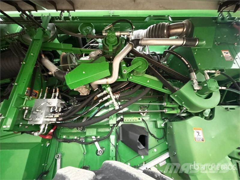 John Deere S680 Kombájnok