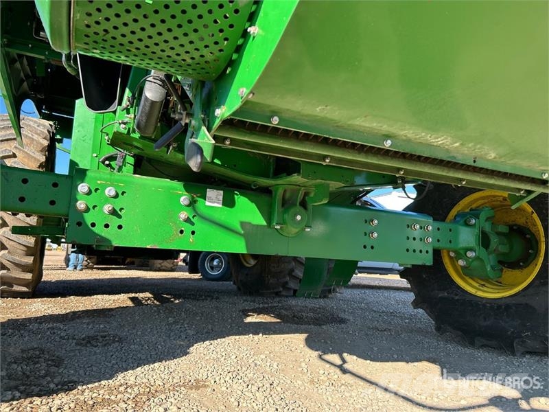 John Deere S680 حصادات