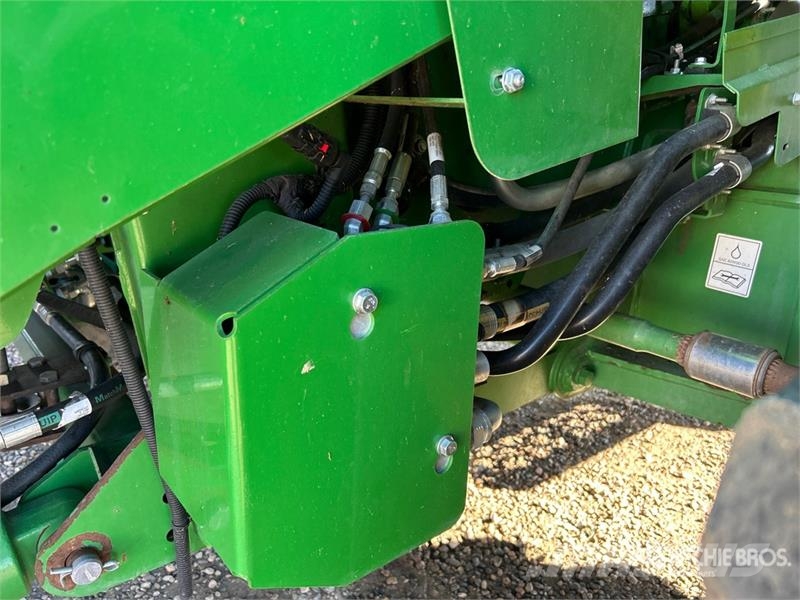 John Deere S680 حصادات