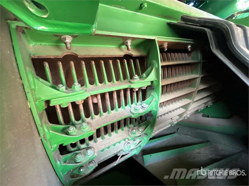 John Deere S680 Kombajni