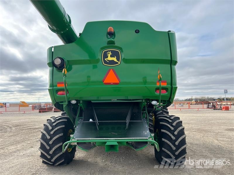 John Deere S680 حصادات