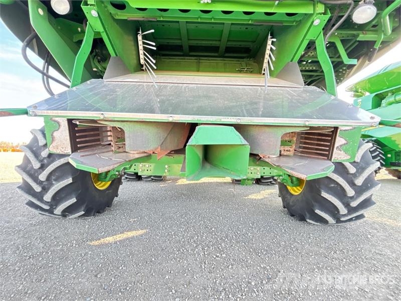 John Deere S680 حصادات