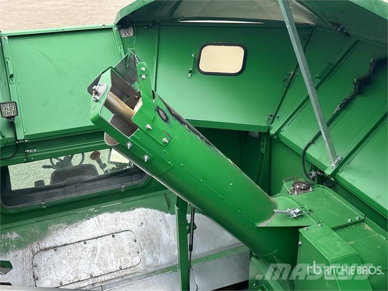 John Deere S680 Kombájnok